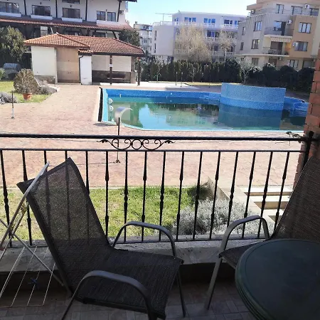 Apartment Apolon 2 Ravda