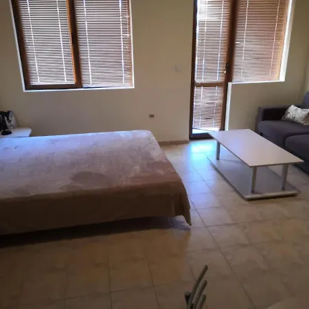 Apolon 2 Apartman Ravda